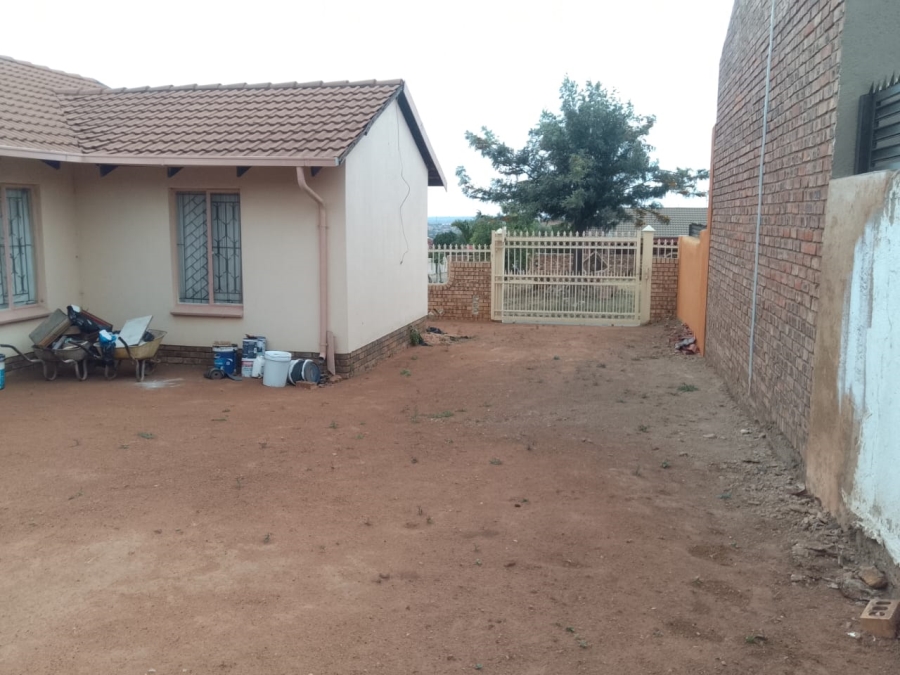 3 Bedroom Property for Sale in Mabopane Unit M North West